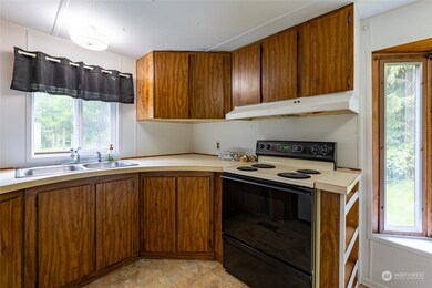 16041 83rd Way SE, Yelm, WA 98597 - photo 4