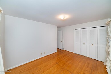 2304 Steeplechase Dr Jtown-9