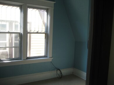 E Bedroom
