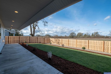 1066 Sassafras St, Independence, OR 97351 - photo 6