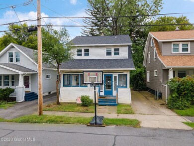 2-web-or-mls-118NTollSt_02