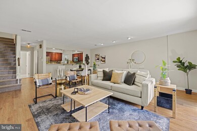 3743 Madison Ln unit B, Falls Church, VA 22041 - photo 4