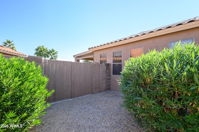 17219 N Linkletter Ln, Surprise, AZ 85374 - photo 6