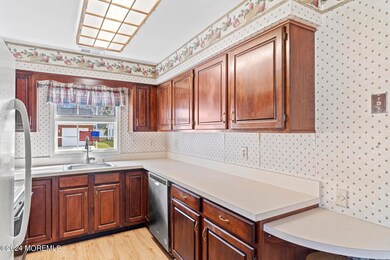 1504 Forelle Ln, Toms River, NJ 08755 - photo 6