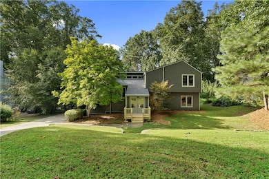 3461 Salem Trace, Marietta, GA 30062 - photo 2