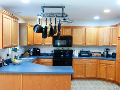 4748 Rockfield Rd, North Chesterfield, VA 23237 - photo 2