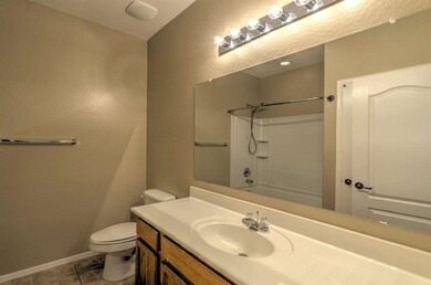 17671 W Lilac St-4