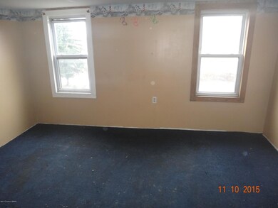 69 W Poplar St, Nanticoke, PA 18634 - photo 2