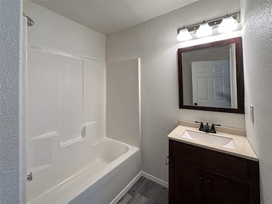 4705 Lyons Ave unit 11, Houston, TX 77020 - photo 5