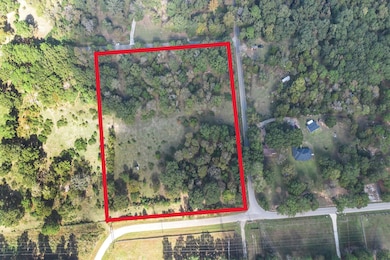 28848 Quiet Hollow Rd, Montgomery, TX 77356 - photo 2