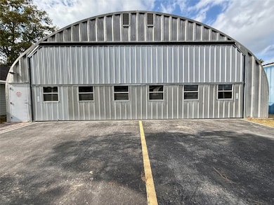 143 W Airway, Livingston, TX 77351 - photo 3