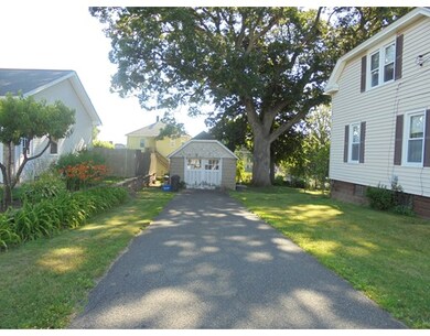 18 Lakeview Ave, Ludlow, MA 01056 - photo 7