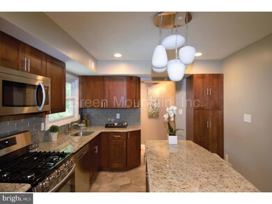 135 Pheasant Ln, Willingboro, NJ 08046 - photo 4