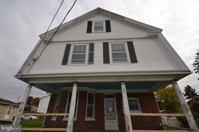 133 N Franklin St, Waynesboro, PA 17268 - photo 2