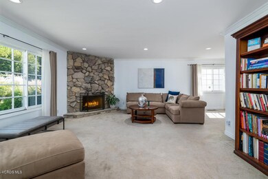 21836 Providencia St, Woodland Hills, CA 91364 - photo 2