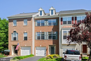 10194 Pale Rose Loop, Bristow, VA 20136 - photo 2