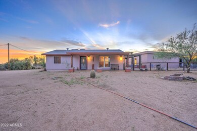 1835 E Frontier St-39