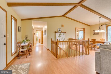 168 Fieldstone Dr, Bunker Hill, WV 25413 - photo 6