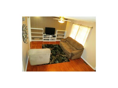 This is a beautiful RED OAK veneer wood floor...al
