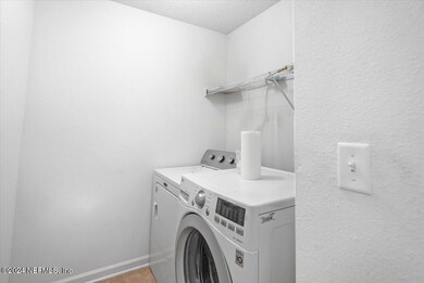 11878 Alexandra Dr, Jacksonville, FL 32218 - photo 6