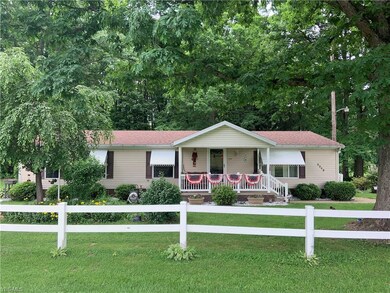 3245 Arrow Rd NW unit 17, Carrollton, OH 44615 - photo 5