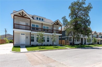 404 Poplar St unit A, College Station, TX 77840 - photo 3