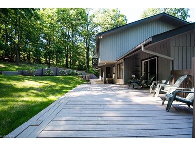Huge entertaining area.
