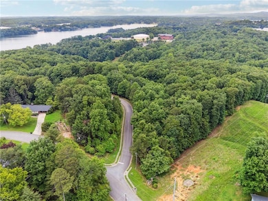 504 Bayberry Crossing Dr, Gainesville, GA 30501 - photo 3