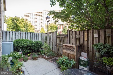 7460 Westlake Terrace, Bethesda, MD 20817 - photo 4