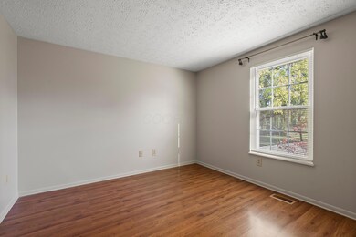 5399 Cherry Creek Pkwy S, Columbus, OH 43228 - photo 5