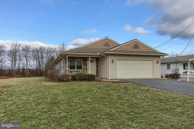 951 Mae St, Hummelstown, PA 17036 - photo 2