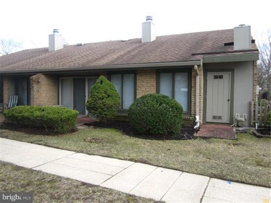 207 Uxbridge, Cherry Hill, NJ 08034 - photo 2