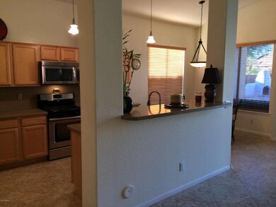 Kitchen - breakfast bar