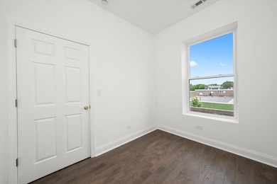 3916 W Wilcox St, Chicago, IL 60624 - photo 6