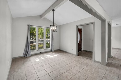 7411 Tall Pines Dr, Houston, TX 77088 - photo 5