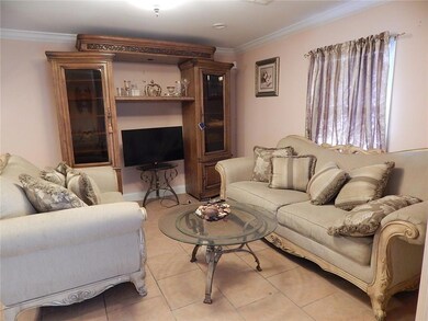 LIVING / DINING ROOMS