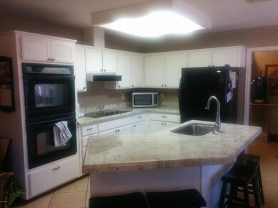 Downing kitchen