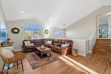 09-Living Room