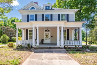 219 N Mulberry St, Statesville, NC 28677 - photo 3