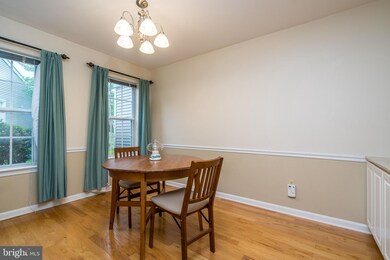 206 Barrington Ct, Palmyra, PA 17078 - photo 5