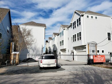 718 Link Rd, Houston, TX 77009 - photo 2