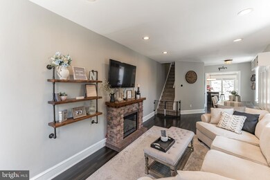 305 Carson St, Philadelphia, PA 19128 - photo 6