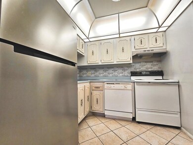 Waters Edge unit 1200303, Largo, FL 33774 - photo 6