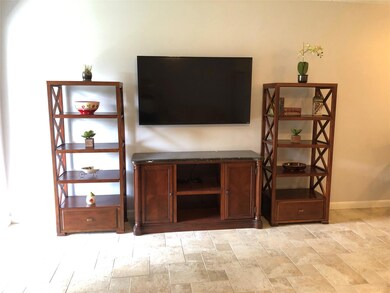 518 Durham R, Deerfield Beach, FL 33442 - photo 3