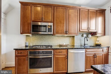 737 Park Rd NW, Washington, DC 20010 - photo 6