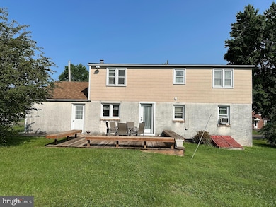 5 Dill Ave, Perkasie, PA 18944 - photo 2