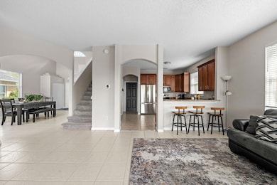 11834 Lark Song Loop, Riverview, FL 33579 - photo 4