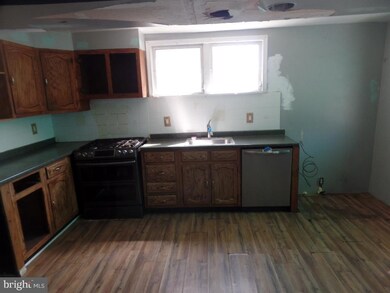 2423 Stoneybrook Ln, Drexel Hill, PA 19026 - photo 6