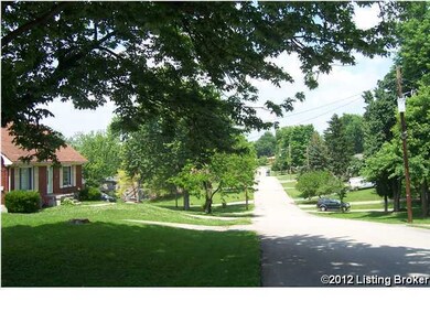 7809 Cecilia Way, Louisville, KY 40219 - photo 4