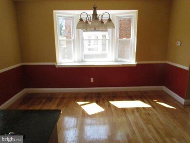 6205 Pioneer Dr, Baltimore, MD 21214 - photo 5